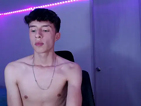 juanmres - Juanmres's free webcam - UK Sex Cams