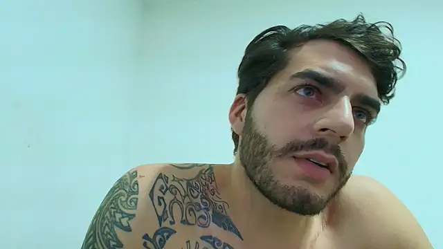 thomas_gun live sex cam