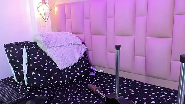 abbyadams (F milf) - machine control 3 minutes