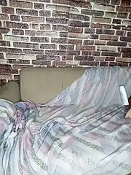 casadaculona30 (F young) - Squirt + anal 4 mits