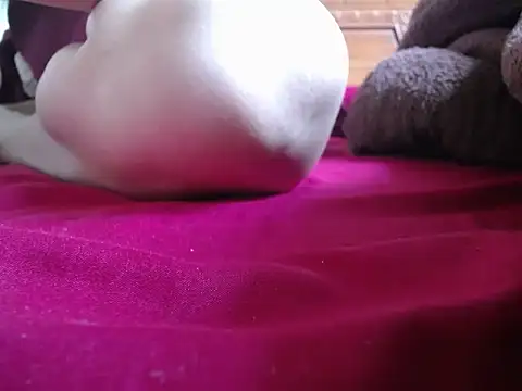 lyzizi_lovely09 - Lyzizi_lovely09's free webcam - UK Sex Cams