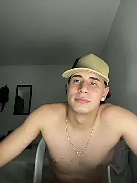 maximuz1920 - Maximuz1920's free webcam - UK Sex Cams