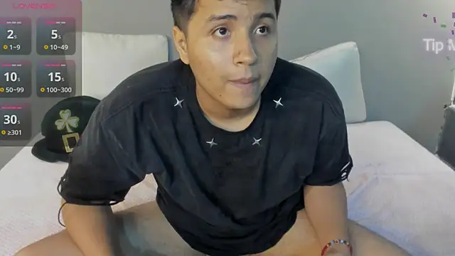 lalitopp_212vibes - Lalitopp_212Vibes's free webcam - UK Sex Cams