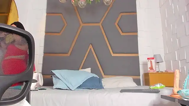 juana_valkiria - Juana_valkiria's free webcam - UK Sex Cams