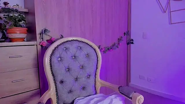 amatiista - Amatiista's free webcam - UK Sex Cams