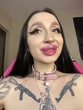 Webcam Model (Molly__Moon)  is live.Free join now!