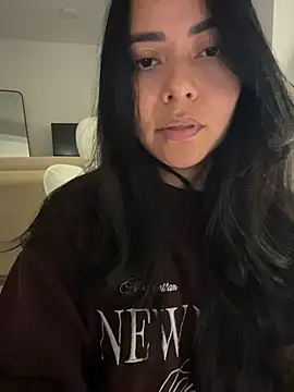 petitlumiere - PetitLumiere's free webcam - UK Sex Cams