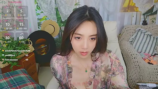 aquarius-tianbao - Aquarius-Tianbao's free webcam - UK Sex Cams