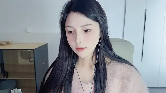 美女HaagenDazs_在线直播