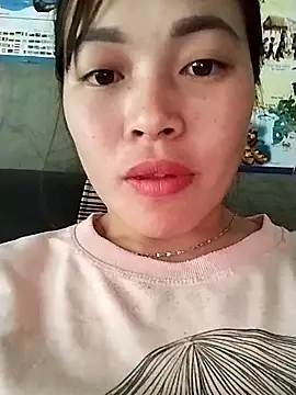 hani-i (F young) - Show bare breasts 🫶😘🥰