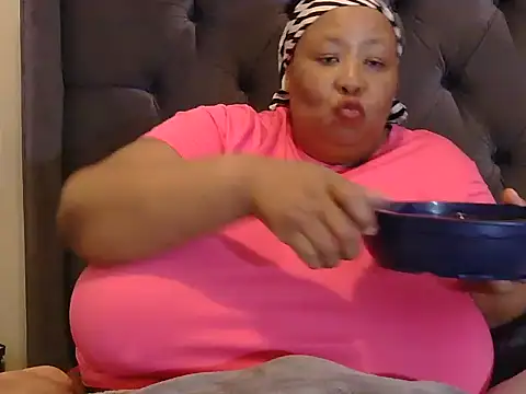 nancy111 - Nancy111's free webcam - UK Sex Cams