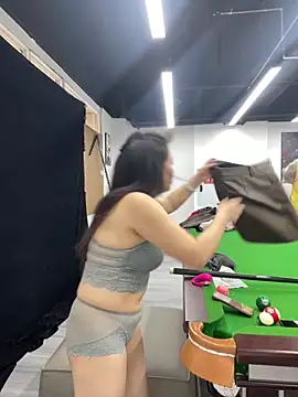 tianwei2567 - Tianwei2567's free webcam - UK Sex Cams