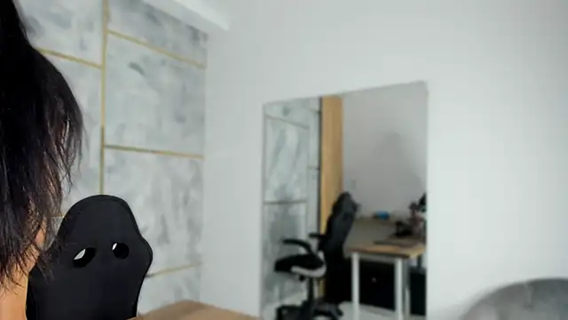 REINA_ADAHARA live sex cam