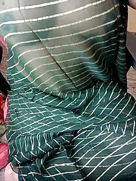 Webcam Model (Madhu_Reddy46) is live