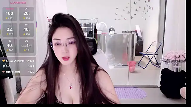 美女yangyang-777在线直播