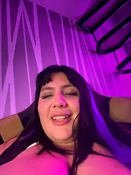 Webcam Model (Vicky_Sixx)  is live.Free join now!