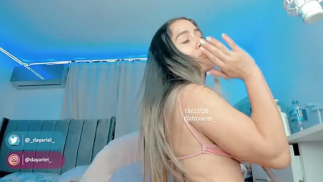 yellowranger1 (F young) - panties off + oil ass+booty closer