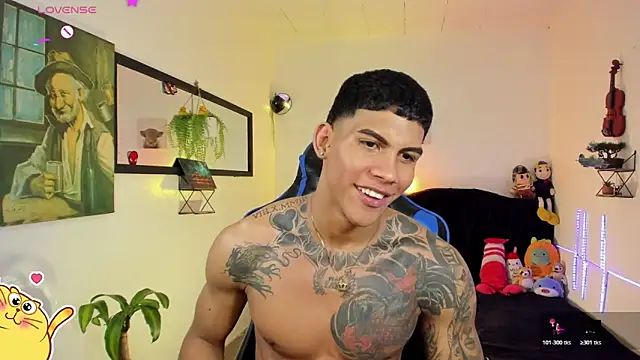 damian_latinxxx - Damian_latinxxx's free webcam - UK Sex Cams