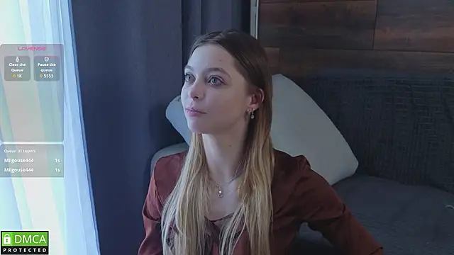 emilielong - EmilieLong's free webcam - UK Sex Cams