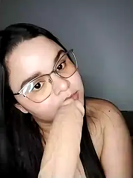 samanthastonee (F young) - Play with my pussy