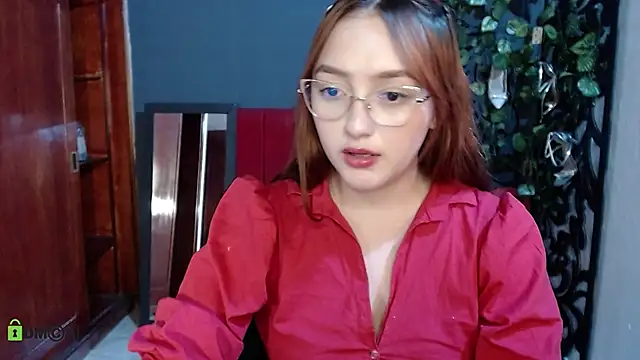 natasha_romanof18 - Natasha_Romanof18's free webcam - UK Sex Cams