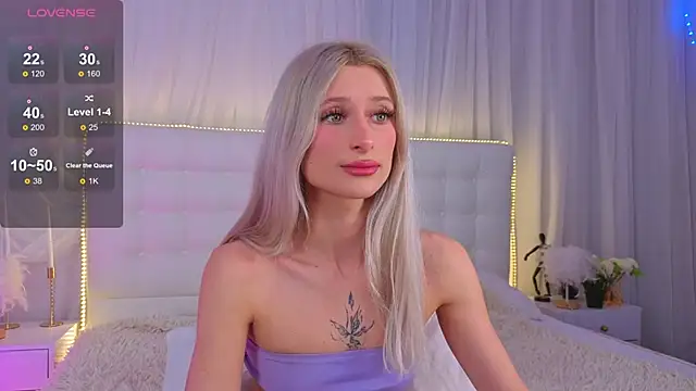 monica_leen - Monica_Leen's free webcam - UK Sex Cams