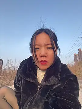 美女xinmengAZ在线直播