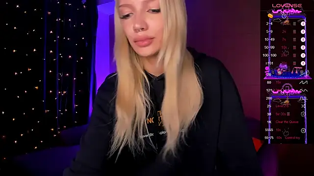 AnyaTaylor_ live sex cam