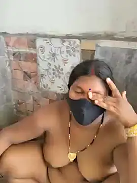 Desicouple1706 Live Webcam on Stripchat