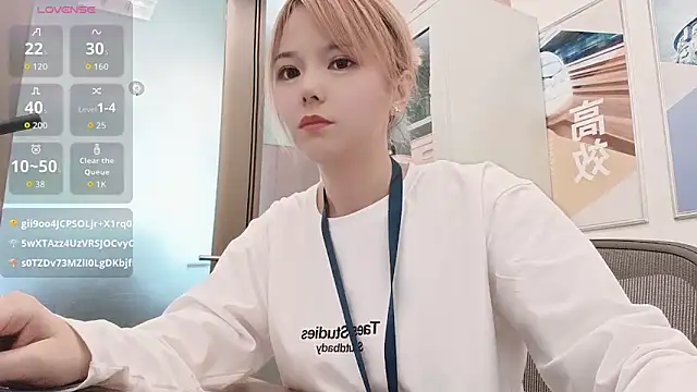 美女KKMM168在线直播