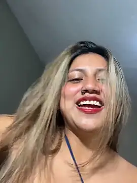 -Adrilux- live cam profile