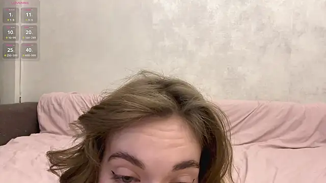 PuraGrant live cam profile