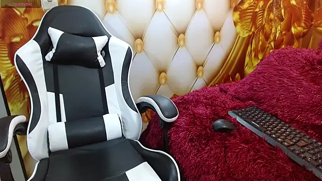 isabella_barbie (F young) - 👆 Finger in pussy💎