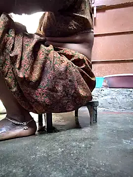 Webcam Model (aunty_sumy) is live