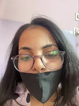 Webcam Model (Sandhya_77)  is live.Free join now!