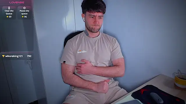 honestandrew - HonestAndrew's free webcam - UK Sex Cams