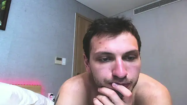 darkrogue19 (M young) - help me cum with the vibrations