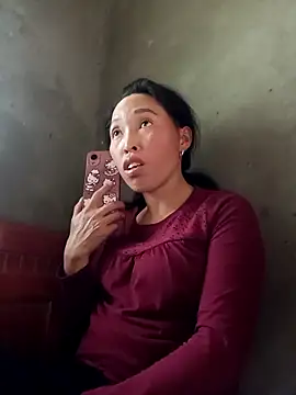 nianiakute - NIANIAKUTE's free webcam - UK Sex Cams