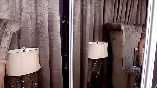 bustygizelle (F milf) - naked show play my pussy