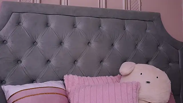 lucyaddison - LucyAddison's free webcam - UK Sex Cams