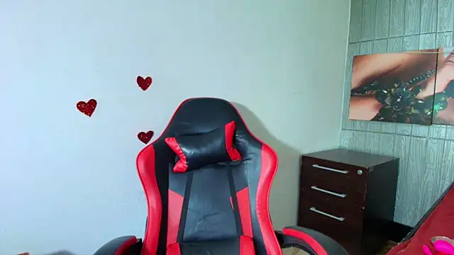 honeyluxe_ - Honeyluxe_'s free webcam - UK Sex Cams