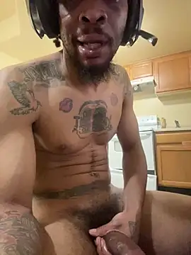 thefreakscomeoutatnight