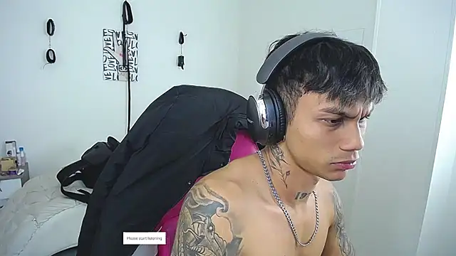 Leonard_Price live sex cam