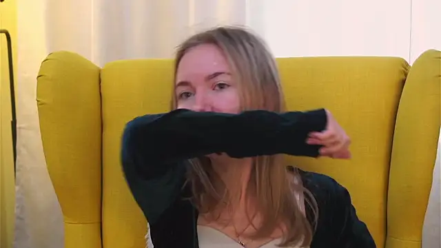 cathyheximer (Ask my age) - kiss