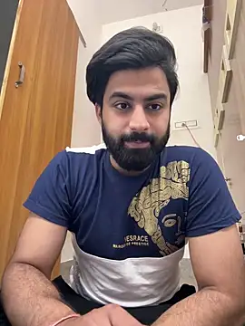 Royalboy_03's live cam