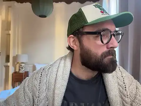 straight2fucked - Straight2fucked's free webcam - UK Sex Cams