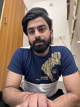 Royalboy_03's live cam