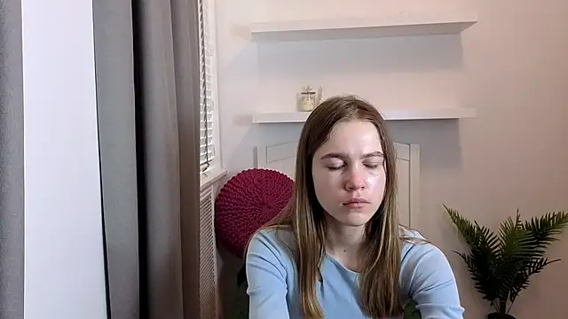 just_l0ve_me - Just_L0VE_me's free webcam - UK Sex Cams