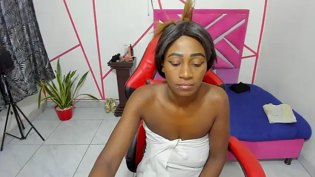 stnatashabrunette - StNatashaBrunette's free webcam - UK Sex Cams