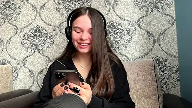 akikoankrom - AkikoAnkrom's free webcam - UK Sex Cams